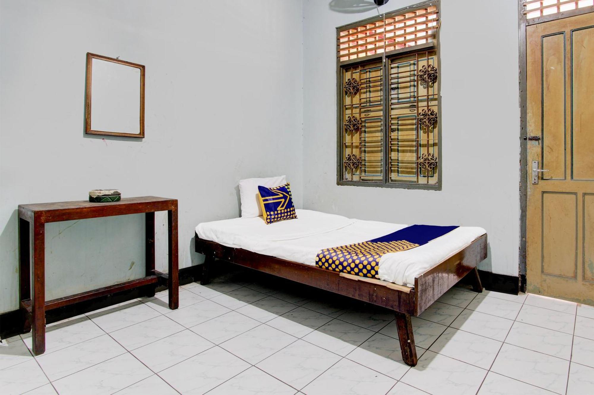 Spot On 94085 Hotel Agung Purwokerto Exteriör bild